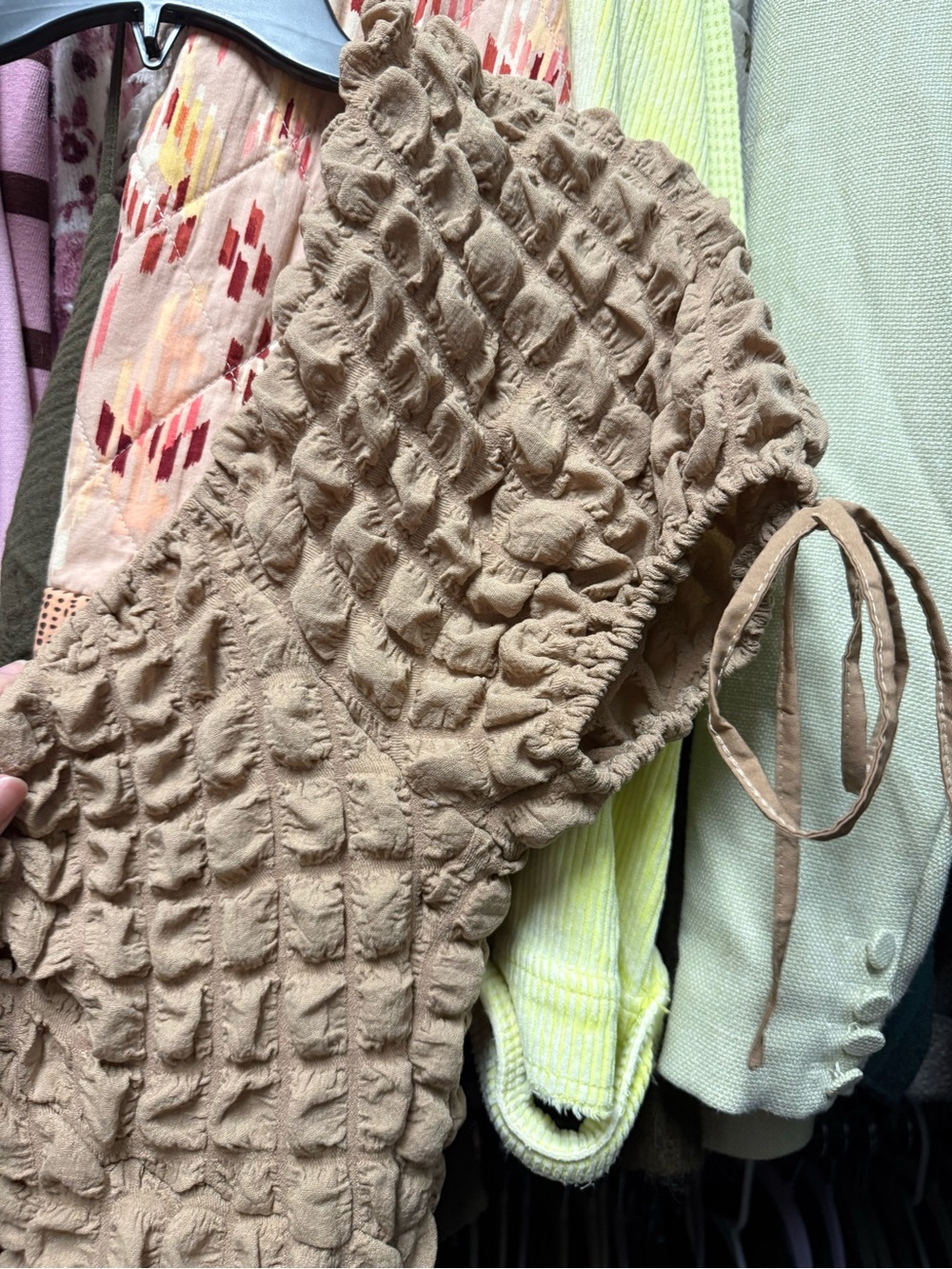 Textured Ruched Camel Midi Dress - Picture 4 of 6